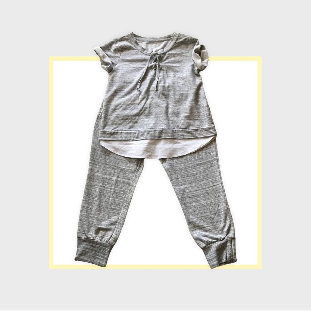 NY & C Athleisure Set Gray & White Short Sleeve Top Mid Calf Pants Size S